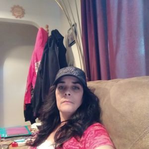 Meet your Posher, Debra